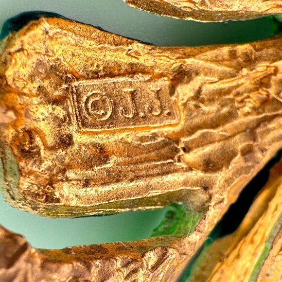 JJ Jonette Neon Green Butterfly Brooch Pin Textured Black Antenna 70s Vtg - Picture 4 of 8